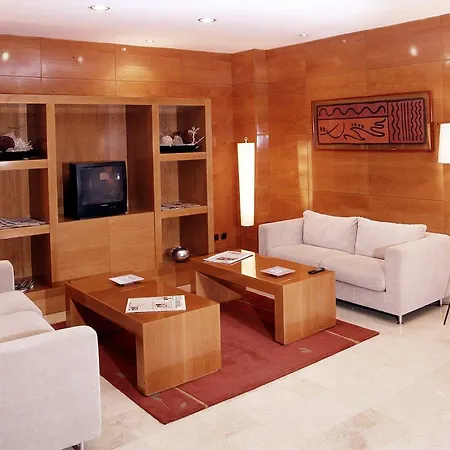 Pedralbes ホテル 3*