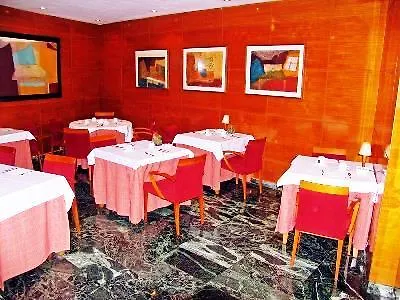 ホテル Pedralbes 3*