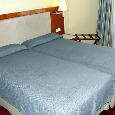 Pedralbes Отель Барселона