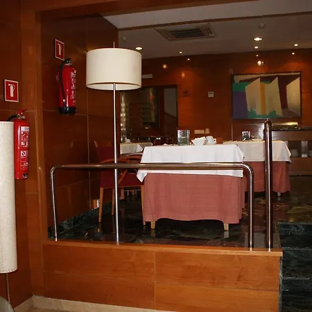 Отель Pedralbes Барселона