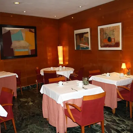 Отель Pedralbes