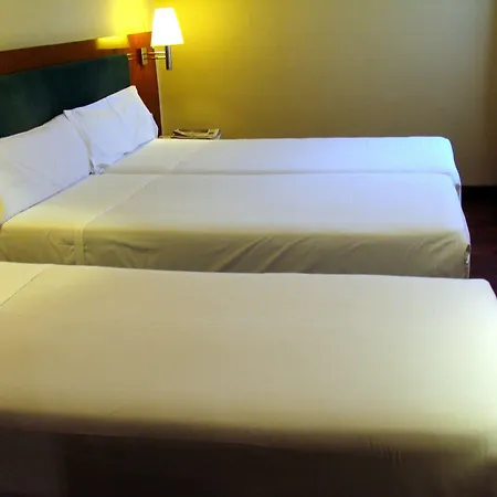 Pedralbes 3* Барселона